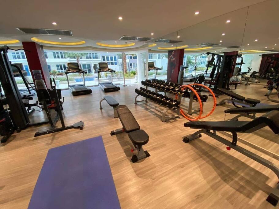 شقة Large Luxury, Pool View, Grand Avenue, Pattaya - 202 المظهر الخارجي الصورة
